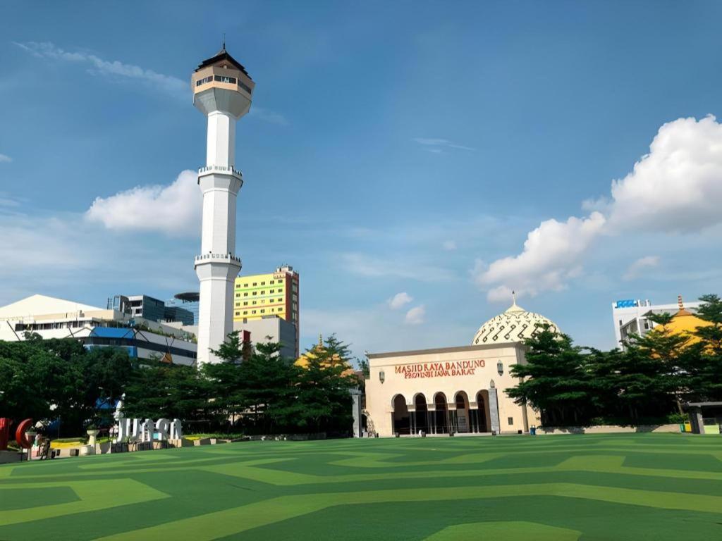 Indies Hotel Bandung Dış mekan fotoğraf
