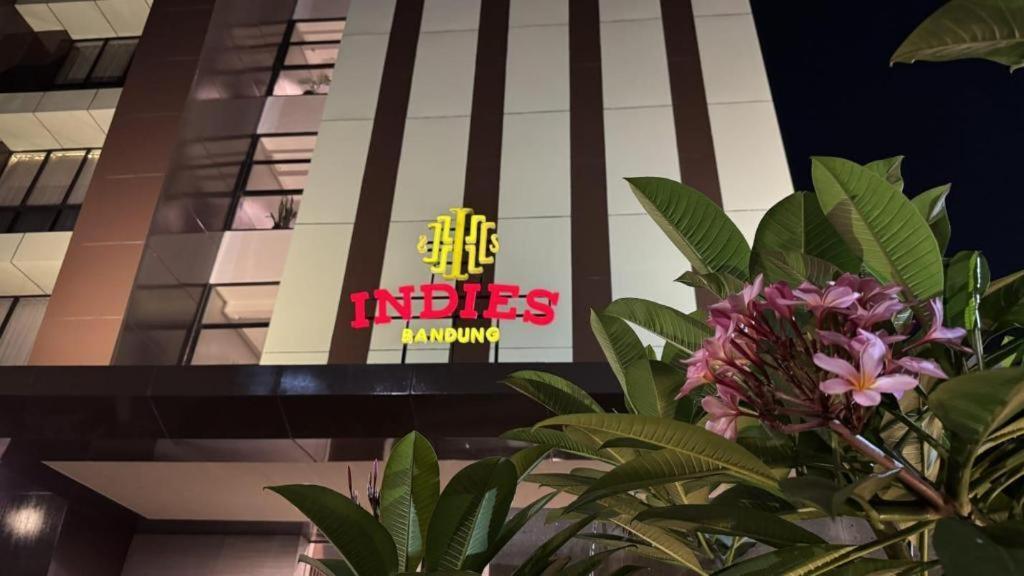 Indies Hotel Bandung Dış mekan fotoğraf